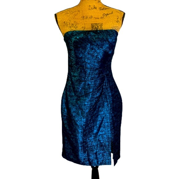 CALVIN KLEIN Malachite‎ Metallic Strapless Mini Dress - Picture 1 of 13